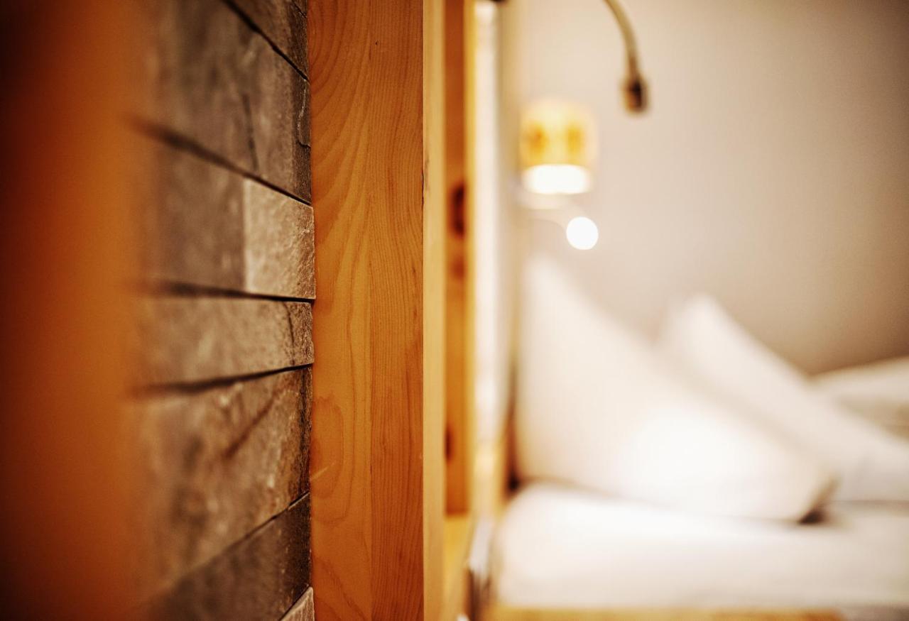 Hotel Neuhinter图克斯 外观 照片