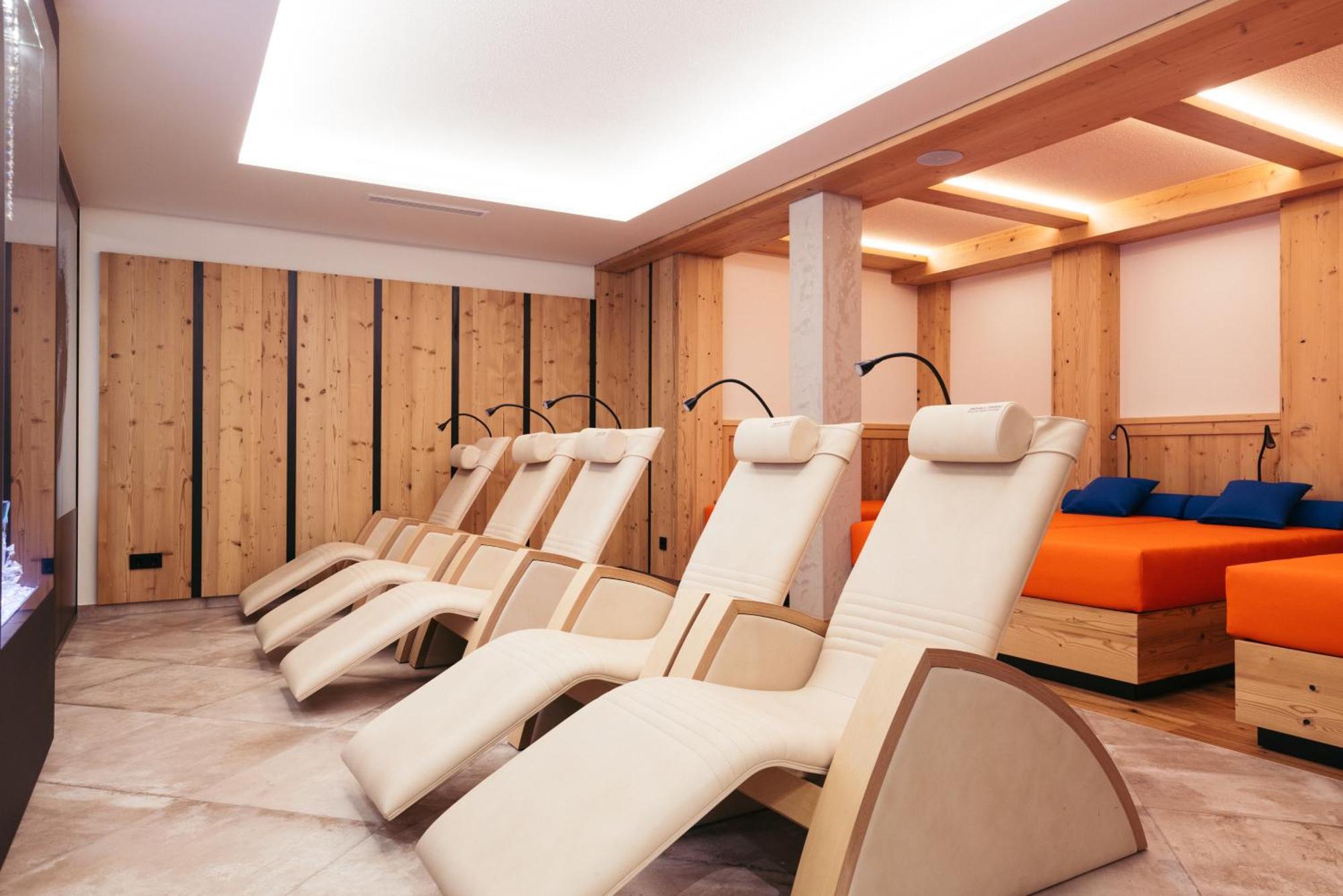 Hotel Neuhinter图克斯 外观 照片