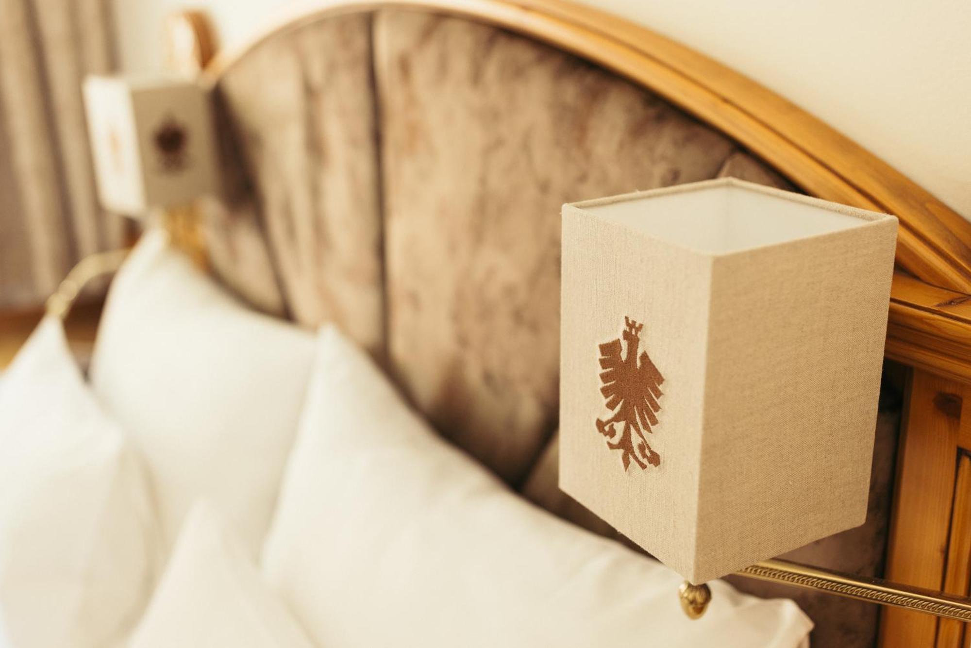 Hotel Neuhinter图克斯 外观 照片