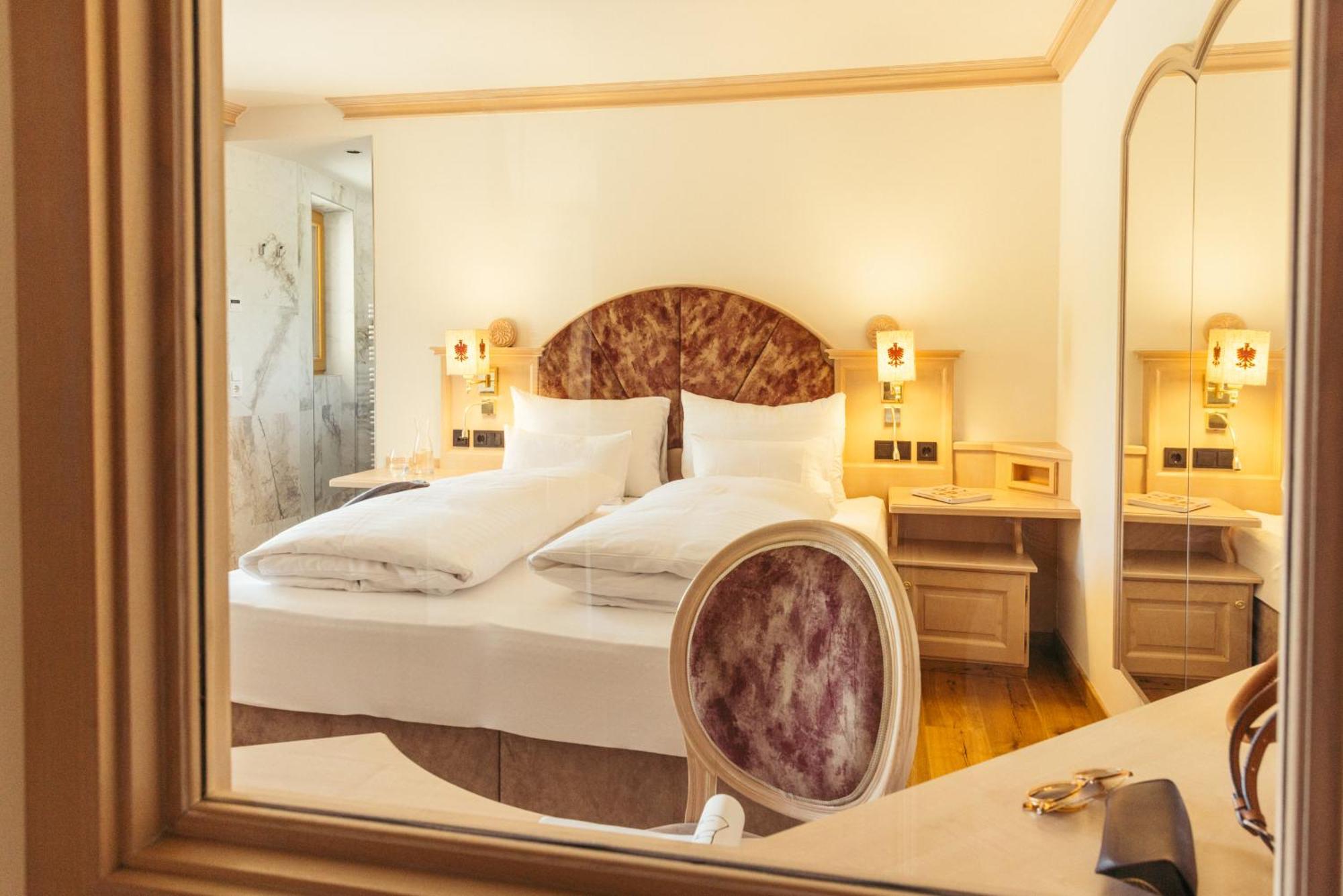 Hotel Neuhinter图克斯 外观 照片