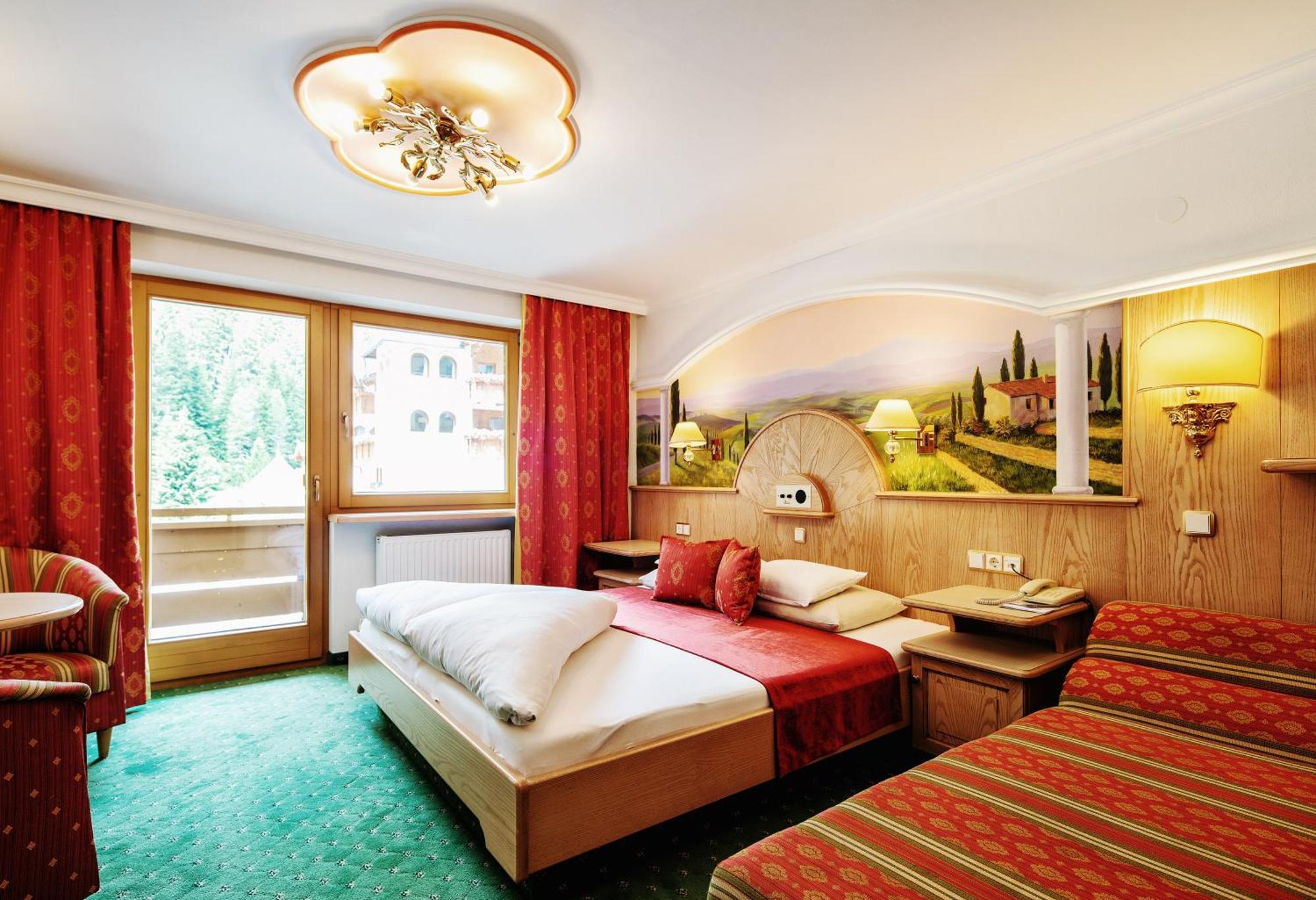 Hotel Neuhinter图克斯 外观 照片