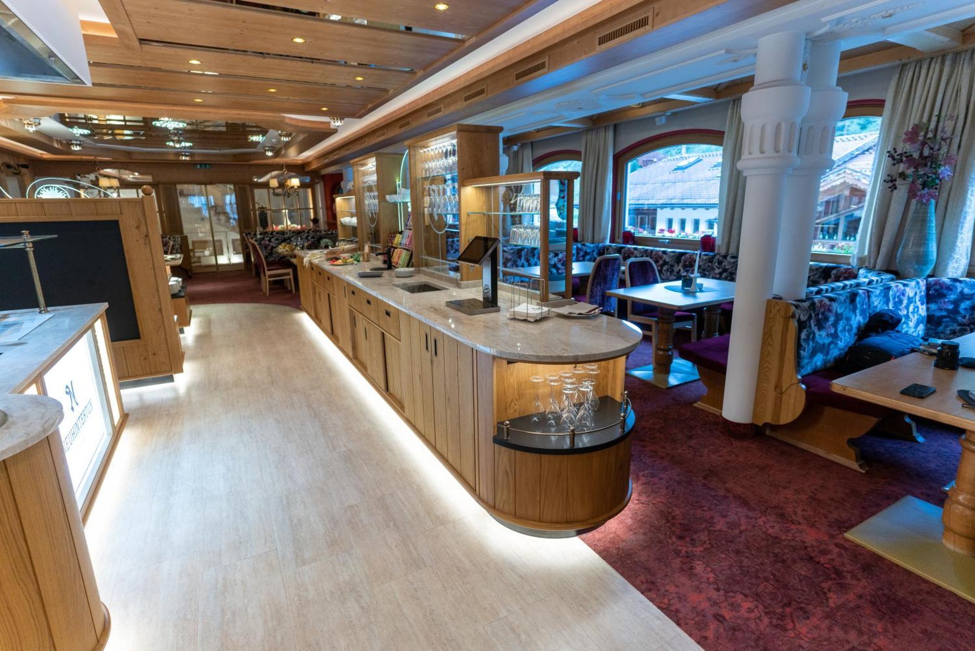 Hotel Neuhinter图克斯 外观 照片